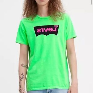 ‘LEVI'S® NEON LOGO TEE SHIRT’